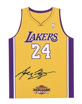 2010-11 Panini Threads Kobe Bryant Signed Card (#37/99)